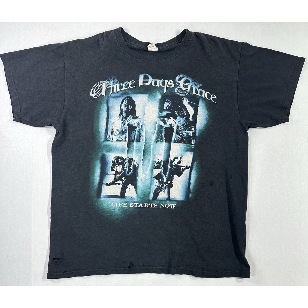 Vintage Three Days Grace Band T-Shirt 2011 Tour Life Starts Now Anvil Tag Size L